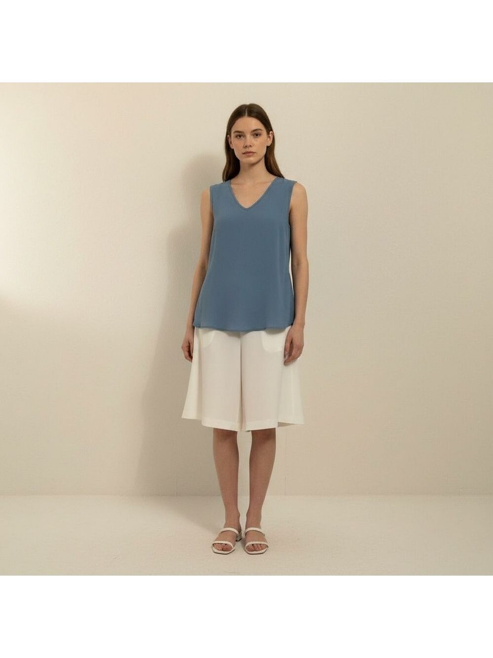 Vince Camuto Women's Blue tank Sleeveless v neck hi Lo Size Large